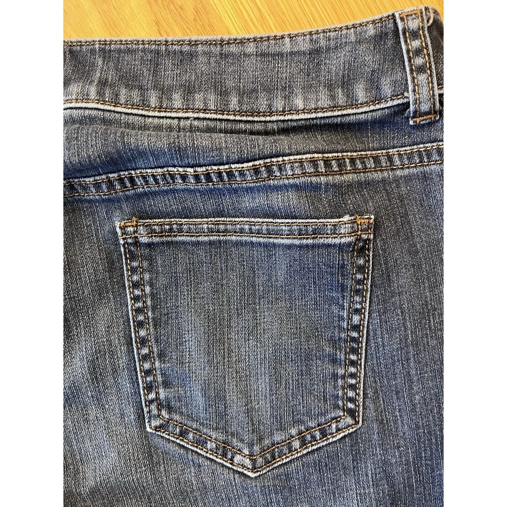 Chicos platinum denim jeans 1.5 US size 10 Slim Ultimate Fit - Picture 6 of 9